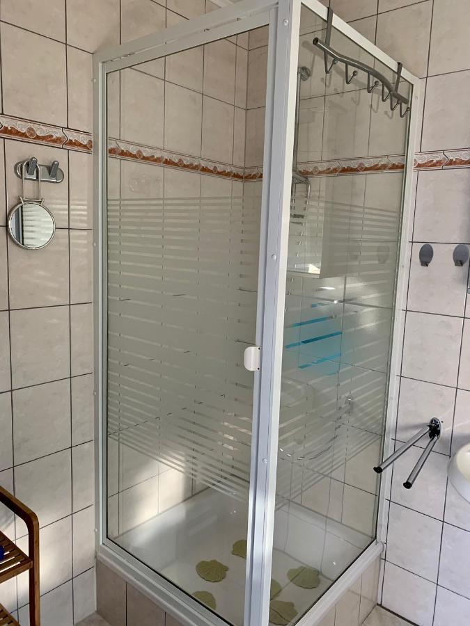 1 Raum Appartement Mit Kuechenzeile In Капелн Екстериор снимка